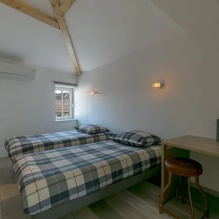Apartment Unsejourametz - Legrandjeu - 14 Pers - 4 Garages *